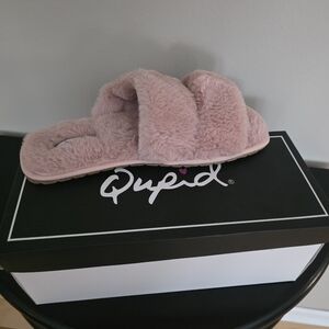 Cupid Pink Fuzzy Slippers